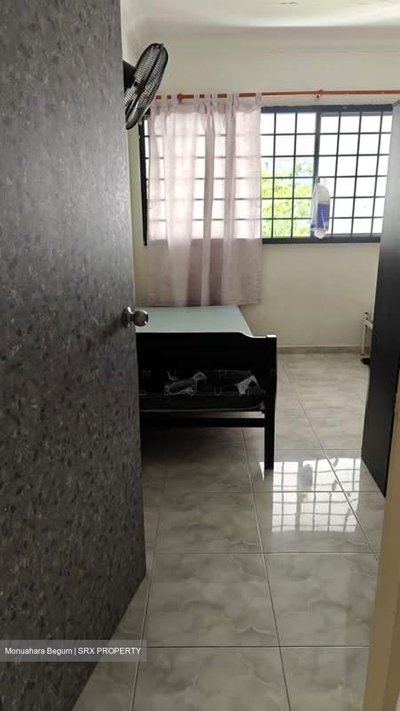 Blk 329 Jurong East Avenue 1 (Jurong East), HDB 4 Rooms #588044611